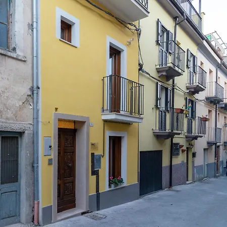 A Casa Di Nonna Elisa Nocleg ze śniadaniem Pratola Peligna