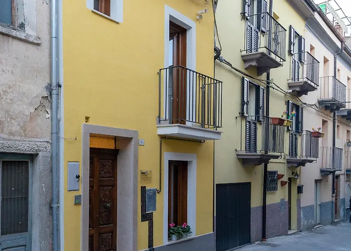 A Casa Di Nonna Elisa ベッド・アンド・ブレックファスト Pratola Peligna